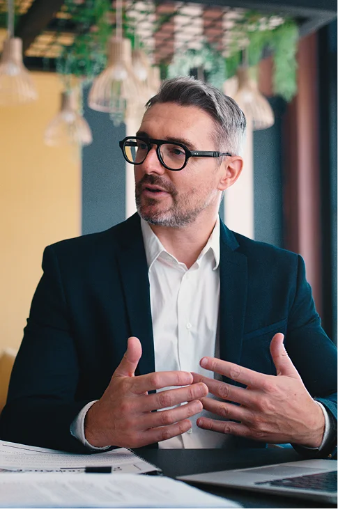 Haroh Consulting Hero Mobile 3